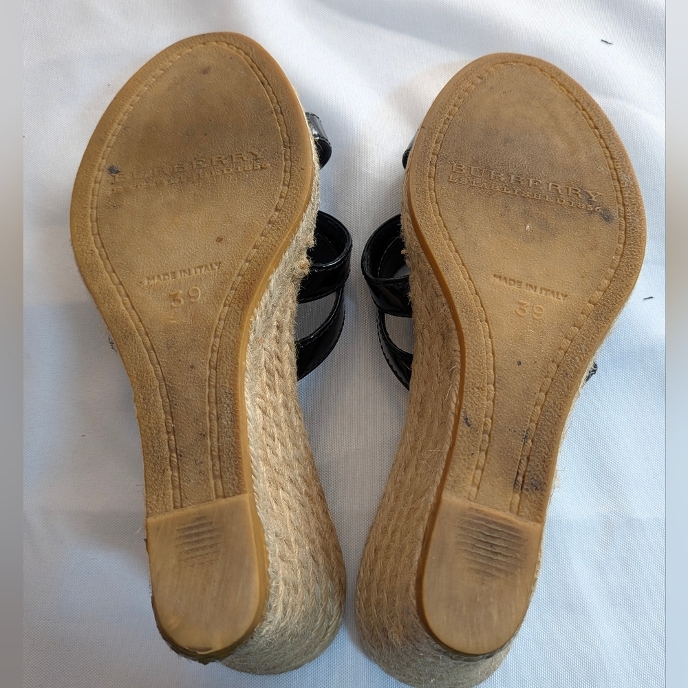 Y2K Burberry Nova Check & Patent Leather Wedges Size 39 - Picture 8 of 9